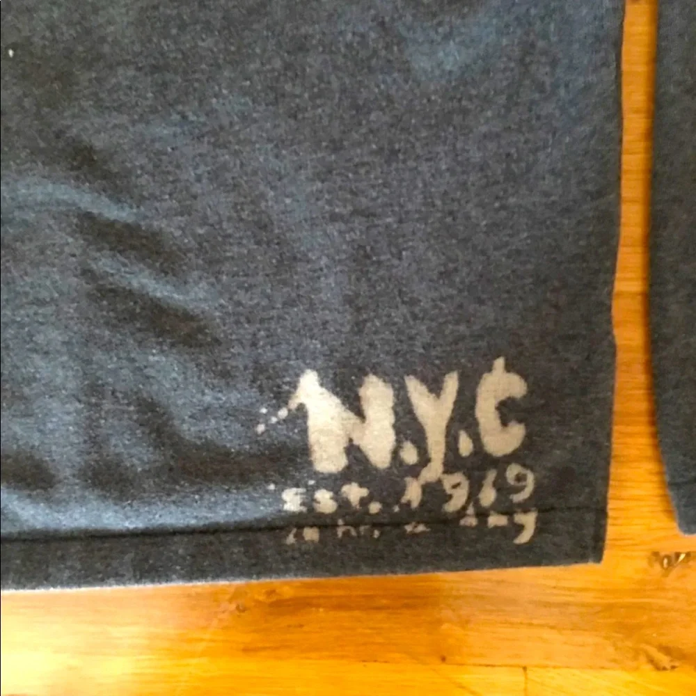 DKNY knit sweater fits teen - Picture 8 of 8